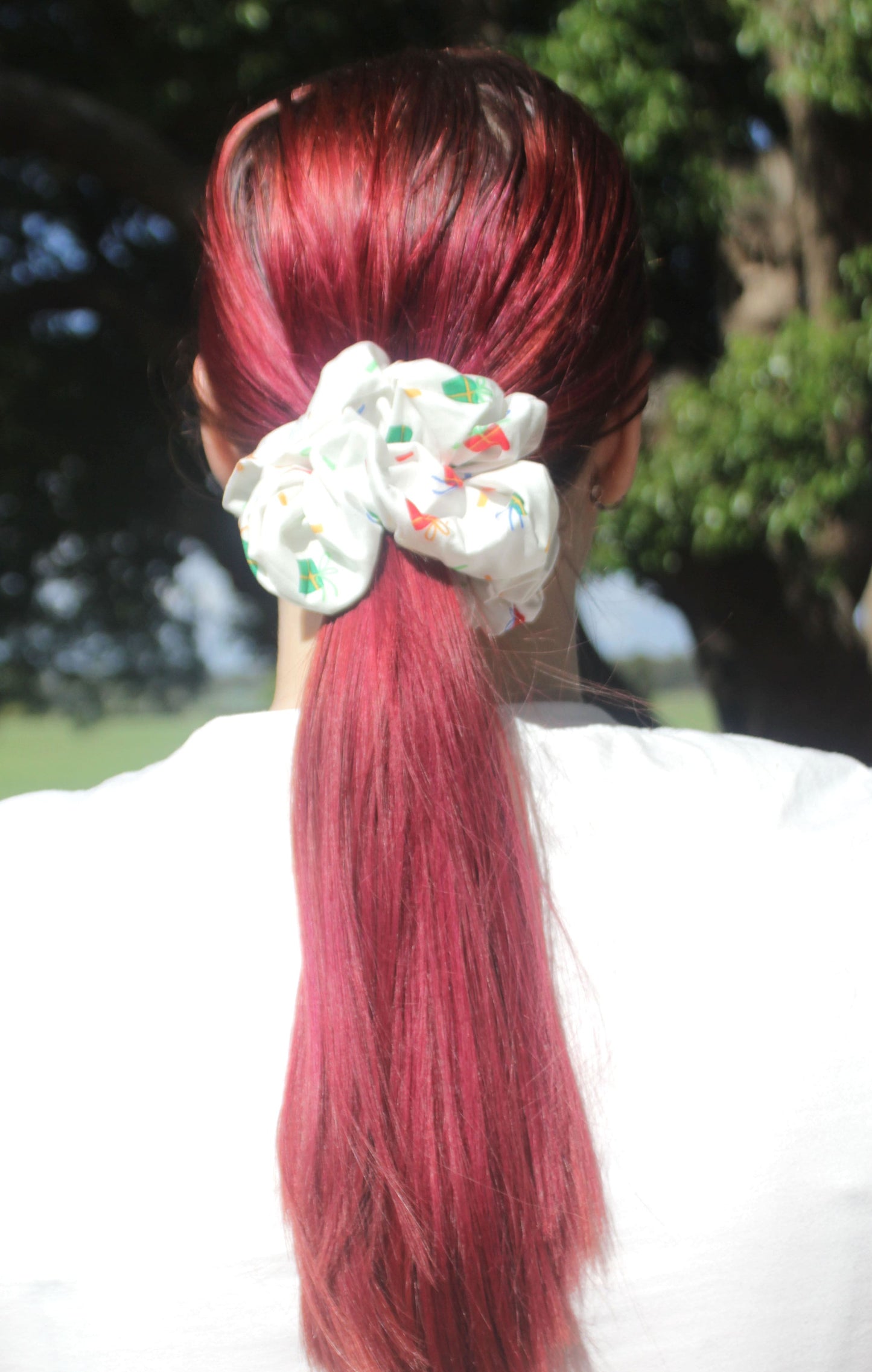 Scrunchie - Christmas Pont Tail View